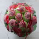 Bouquet de fleurs en bonbons rouge/vert fleurs rouges
