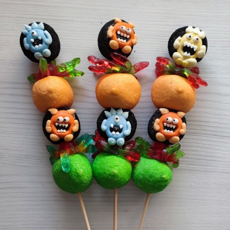 Brochette de bonbons " Petits montres "