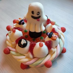 Gâteau de bonbons Halloween fantôme