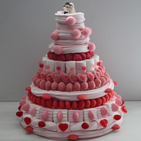 Piece Montee En Bonbons Pour Votre Candy Bar Lors De Votre Mariage